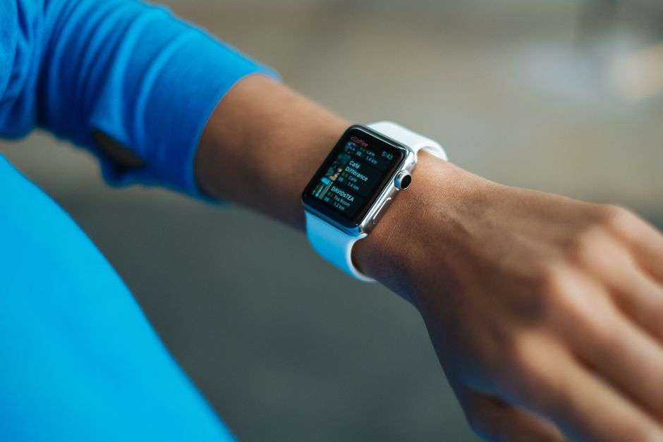 Powiadomienia w smartwatchu – mniej rozpraszania dzięki dobrym ustawieniom