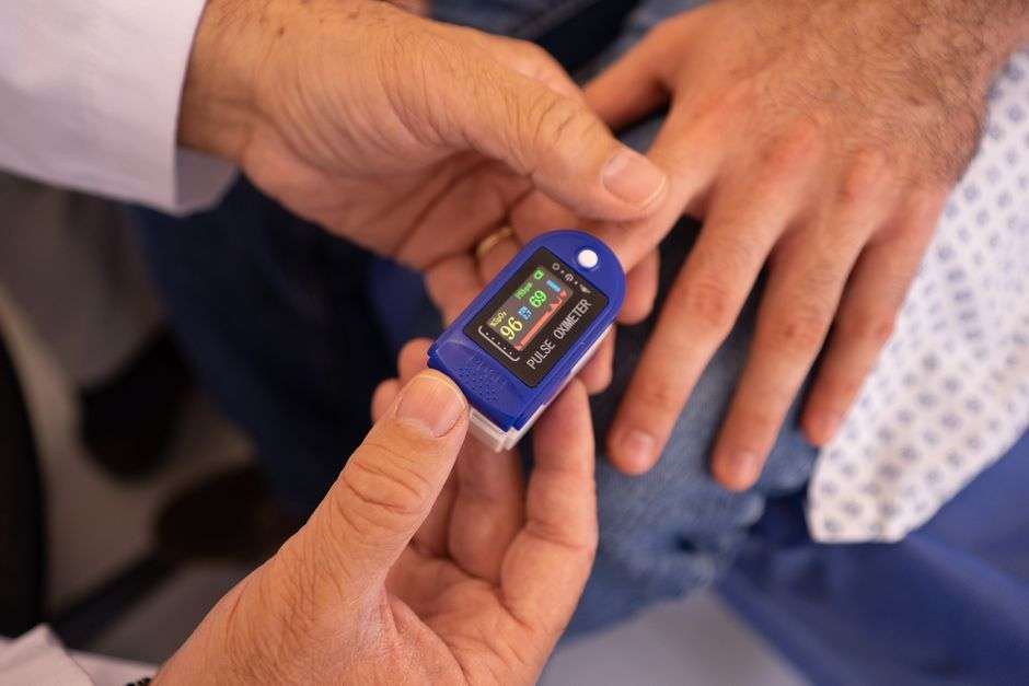 Saturacja z nadgarstka – pomocna wskazówka, nie diagnoza
